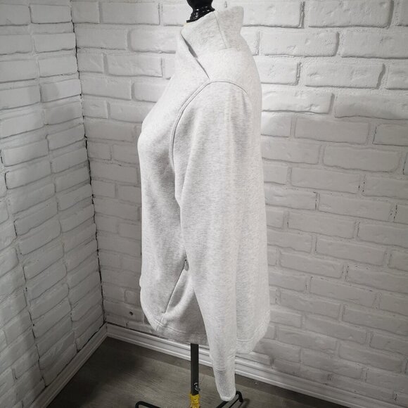 Athleta Ladies Size Large Light Grey Fleece Lined Straight Fit Sweat Top - Picture 5 of 13